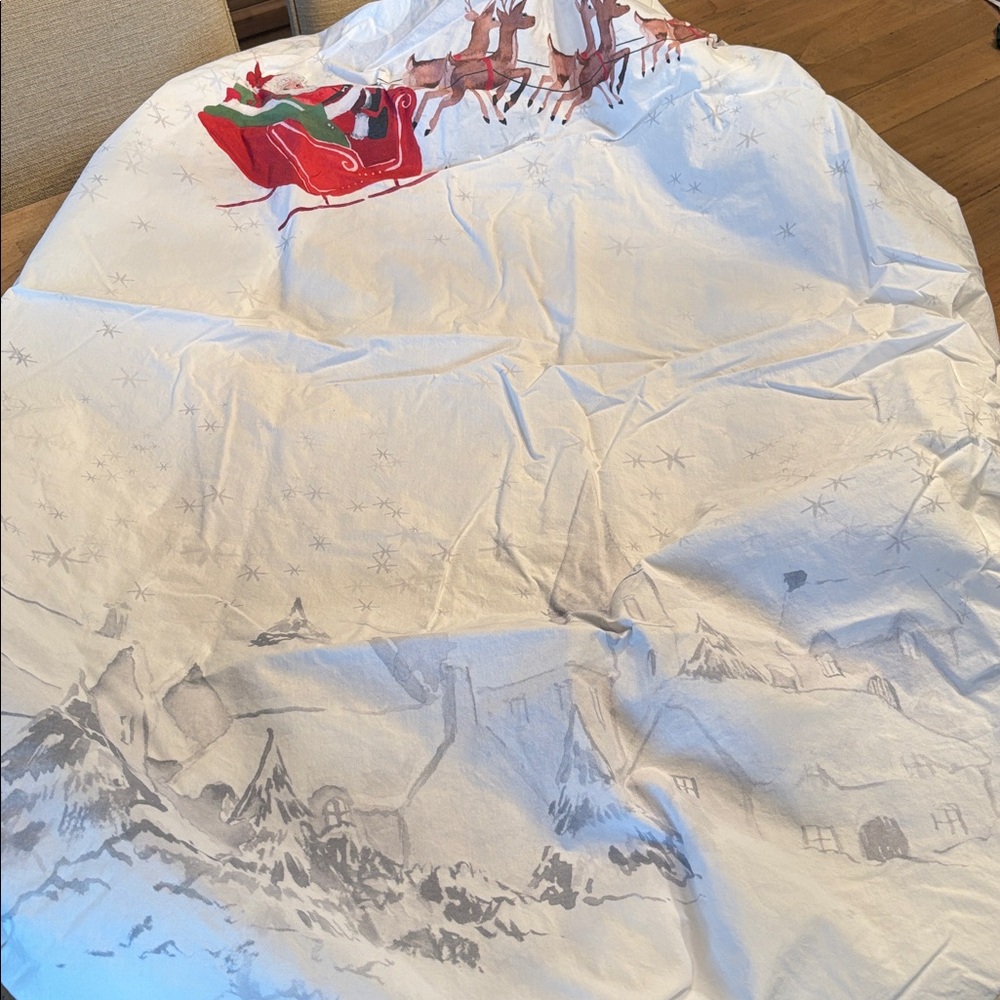 Santa’s Sleigh Pottery Barn Kids Crib Fitted Sheet - Picture 4 of 4